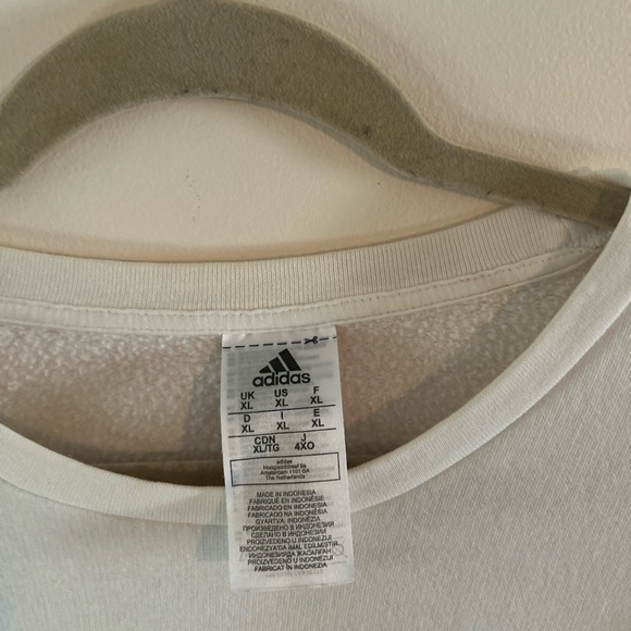 Adidas Crewneck Sweatshirt - Picture 3 of 3